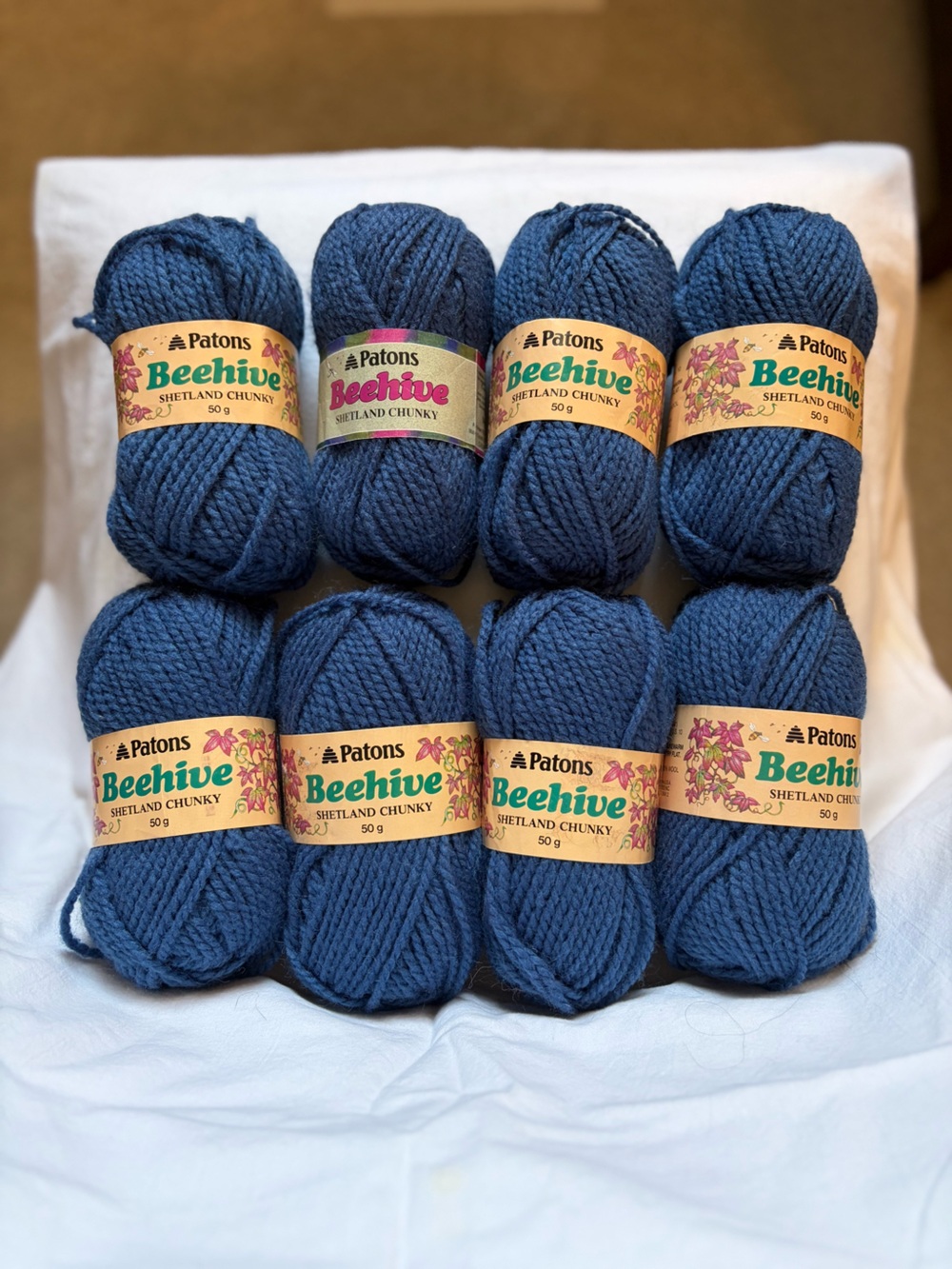 Bundle of 8 Skeins of Patons Beehive Shetland Chunky Yarn